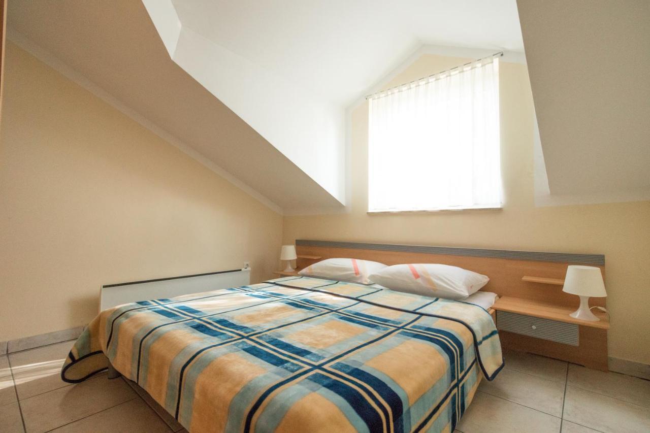 Apartman Nena 투라니 외부 사진