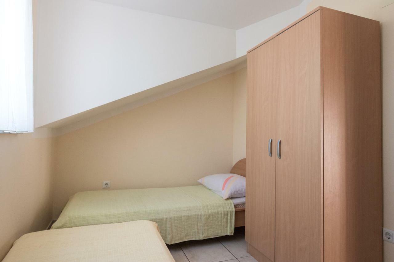 Apartman Nena 투라니 외부 사진